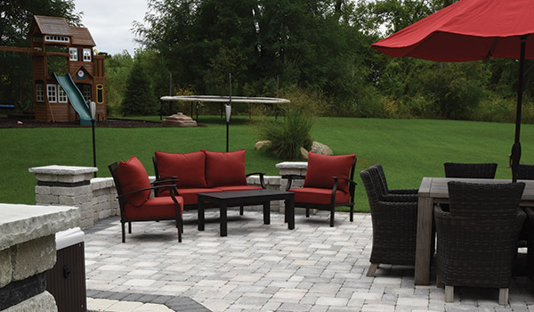 Fendt Builders Paving Stones